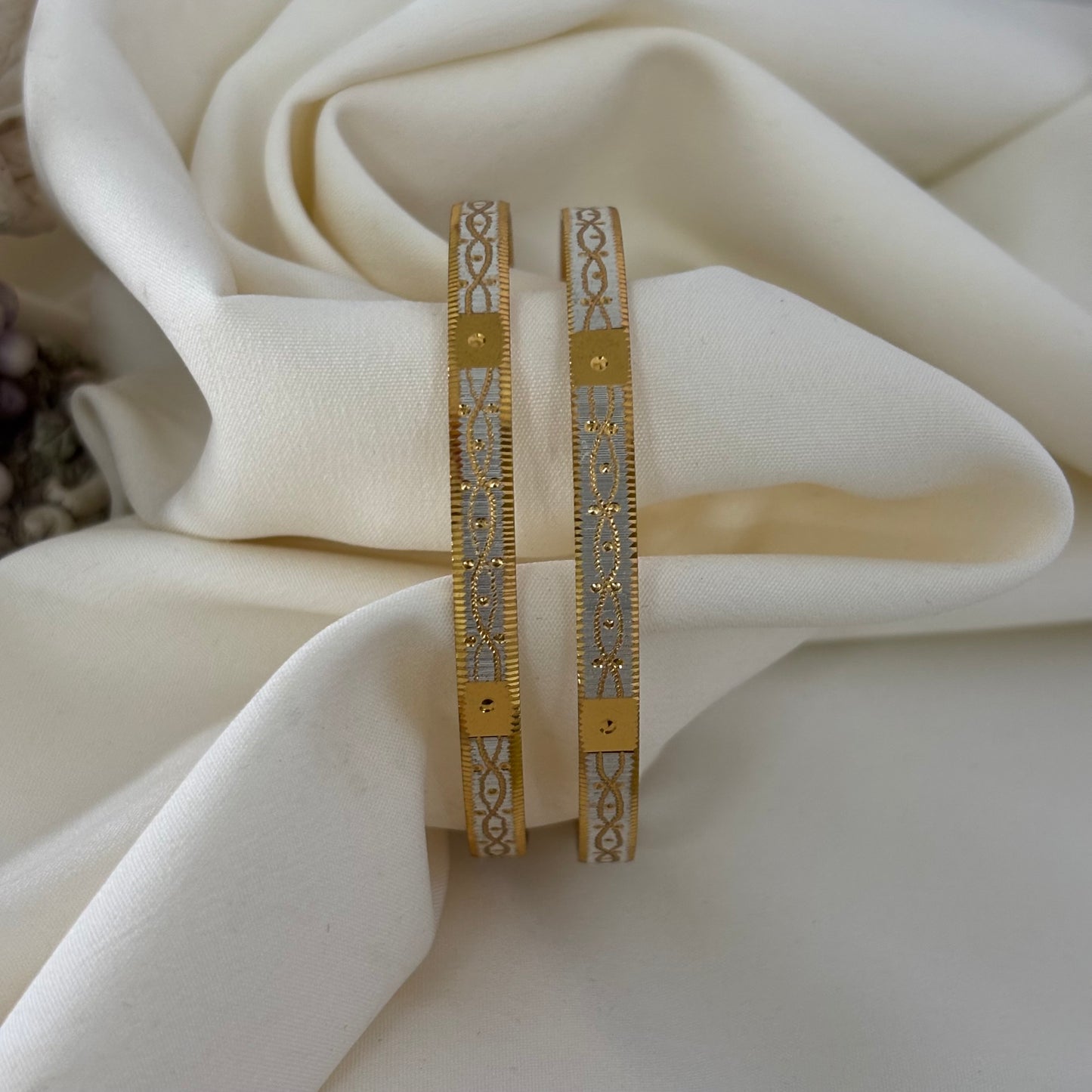 Dual Tone Bangles ( Set of 2) B_0139