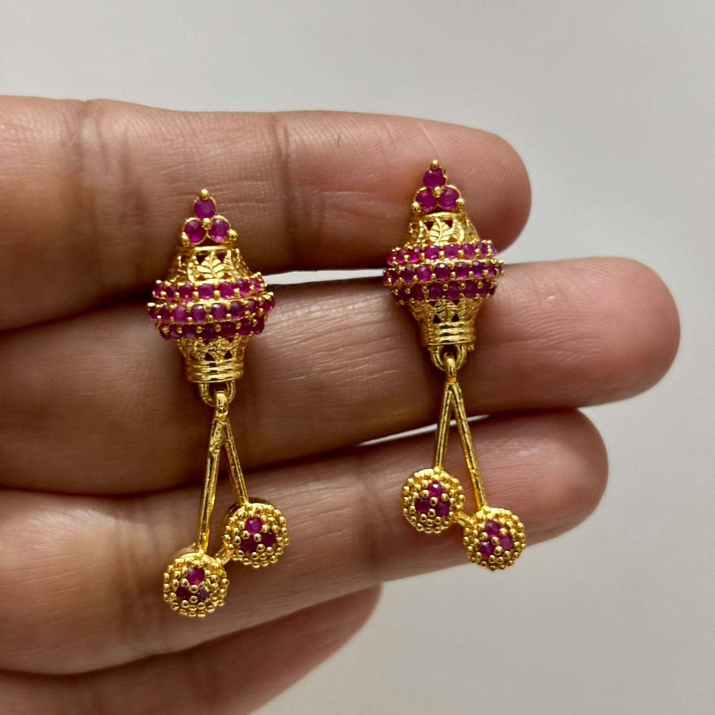 Pendulam Earrings E_0145