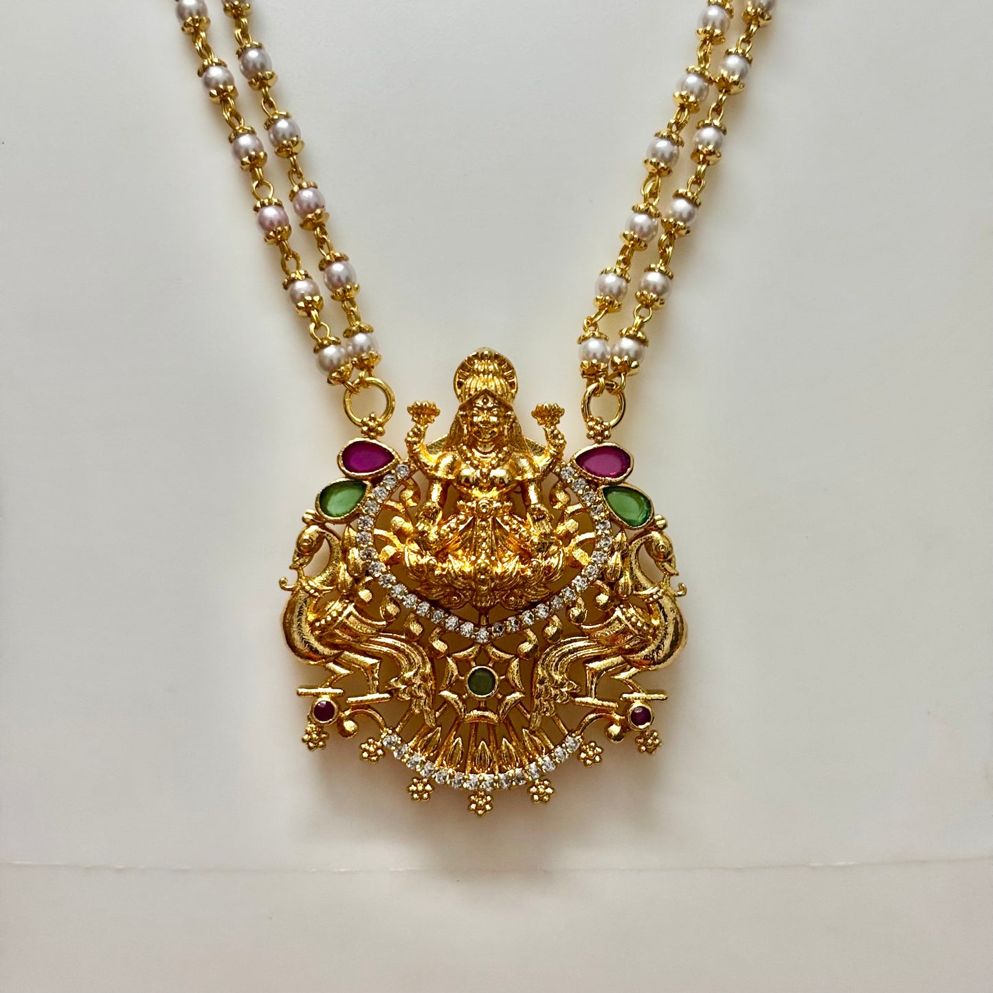 Lakshmi Pendant Beads Chain C_0190