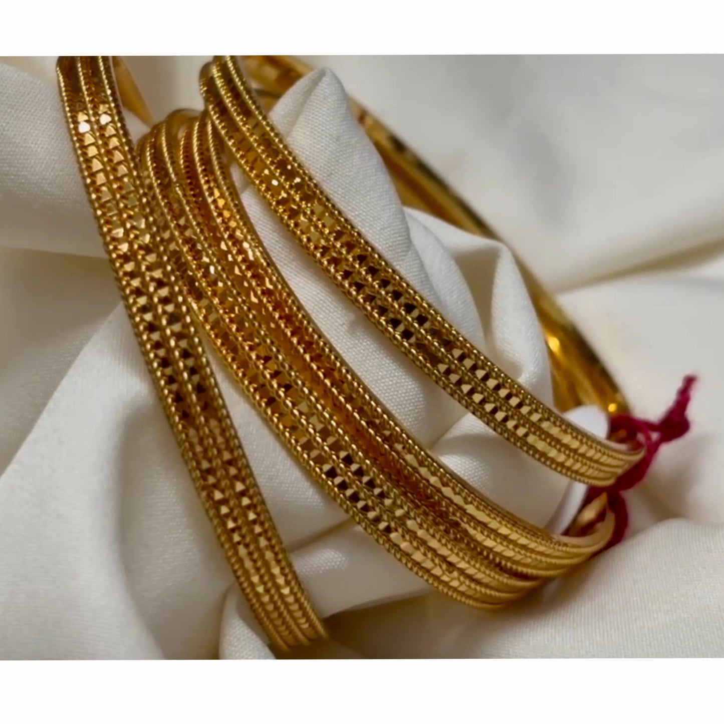 Daily Wear Bangles (Set of 2) B_0101