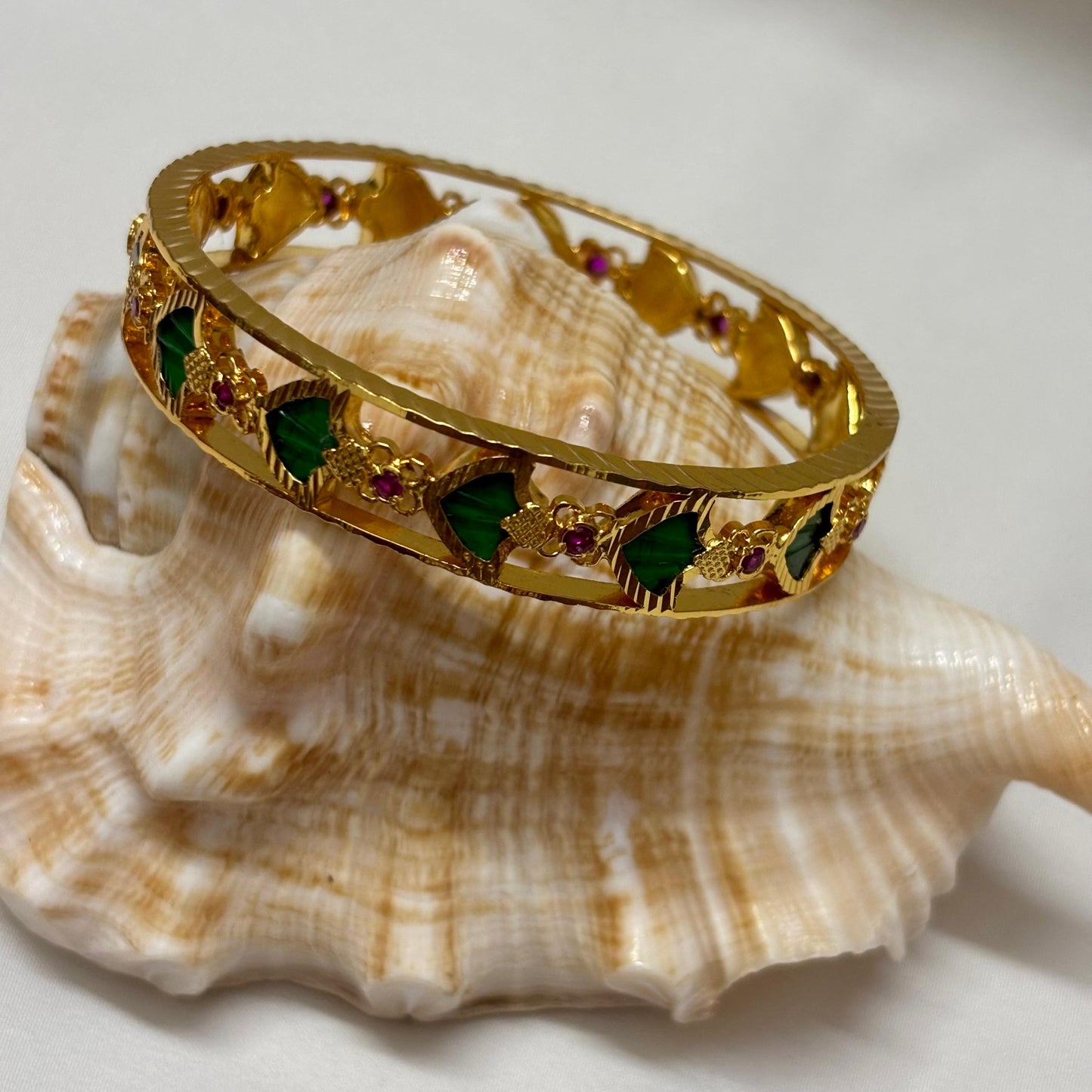 Traditional Palakka Bangle (Single) B_0103