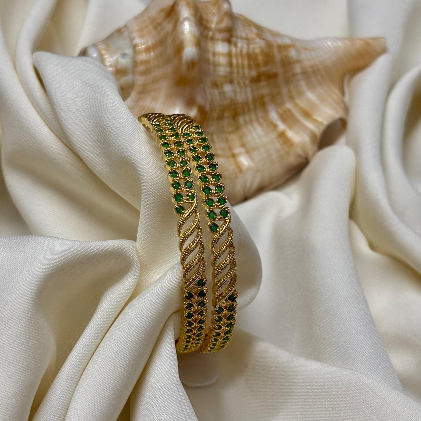 Green Leafy Bangles ( Set Of 2 ) B_0123