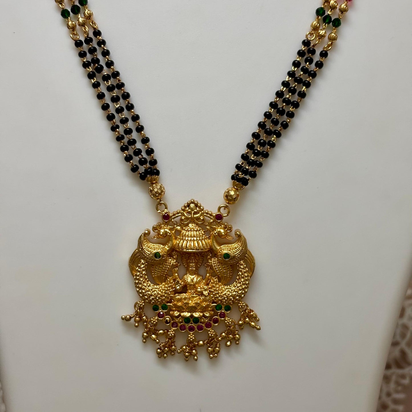 Multicolour Traditioanal Chain C_0113