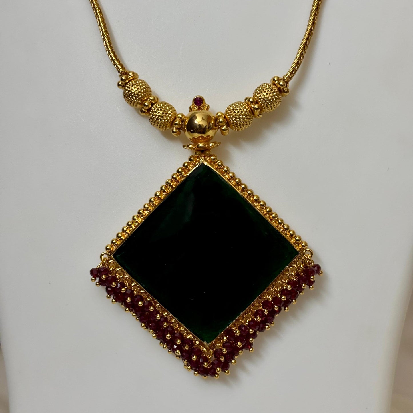 Traditional Pendant Chain C_0119