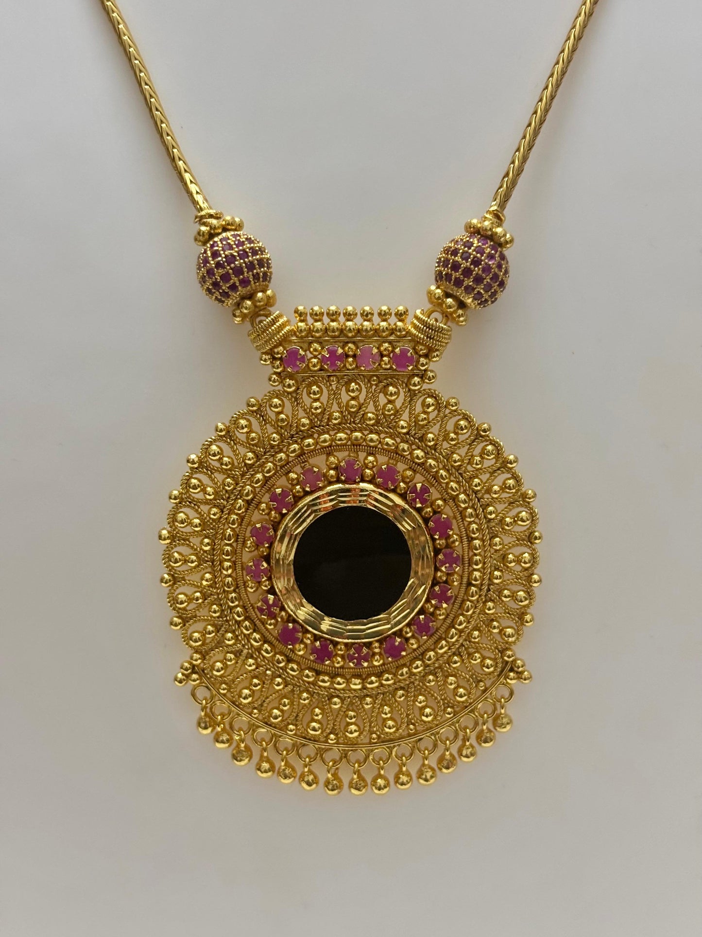 Traditional Pendant Chain C_0133