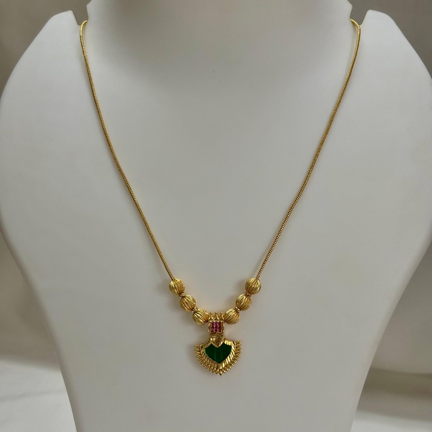 Traditional Palakka Pendant Chain Green C_0152