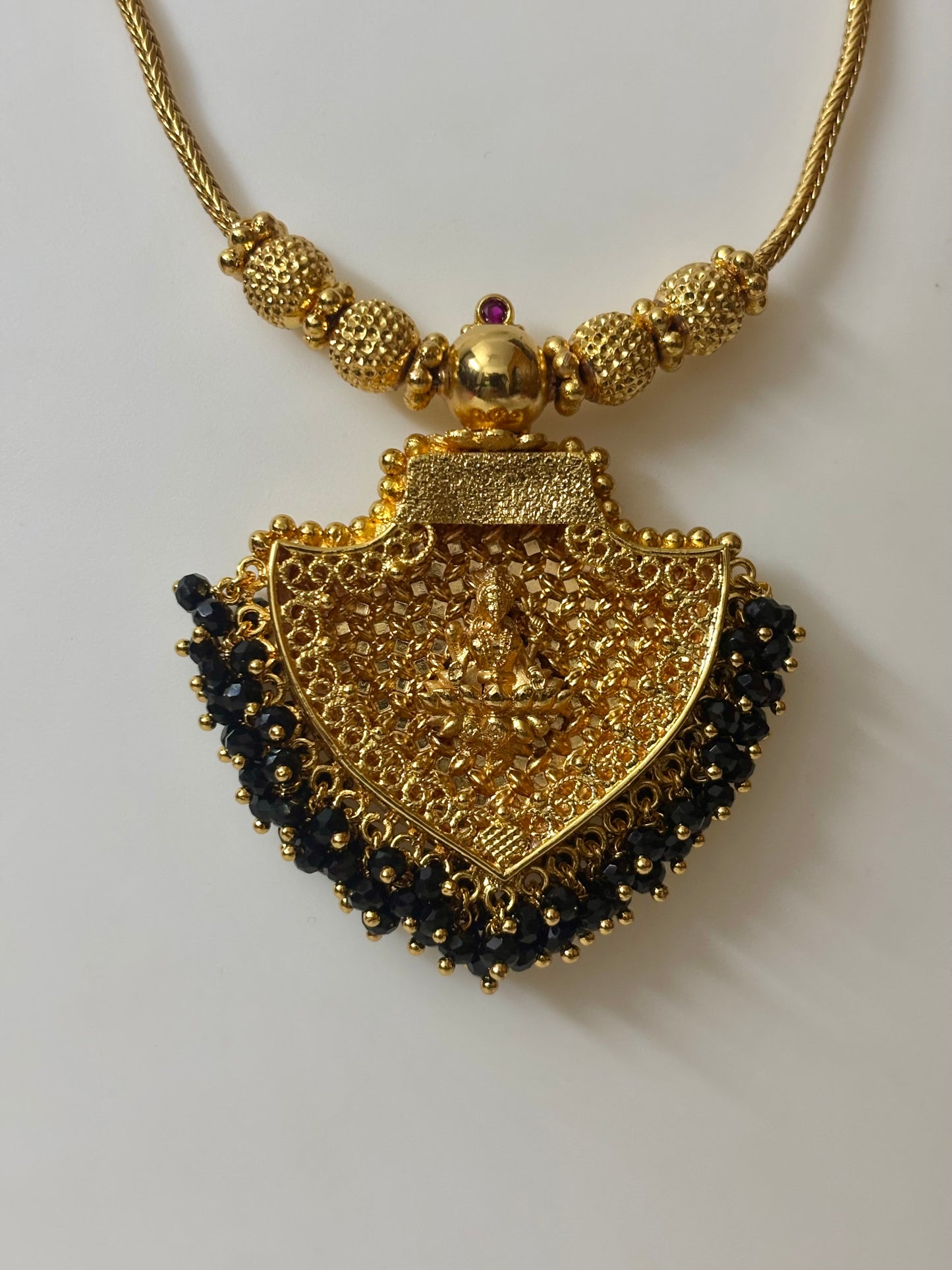 Traditional Pendant Chain C_0177