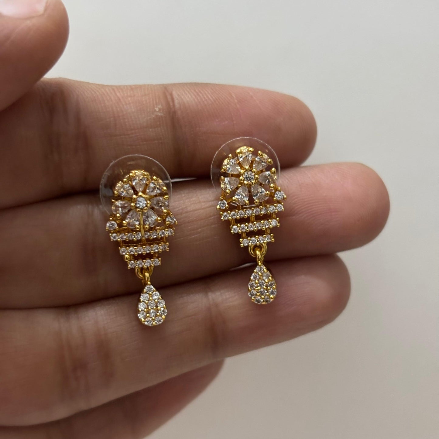 AD Stone Earstud E_0102