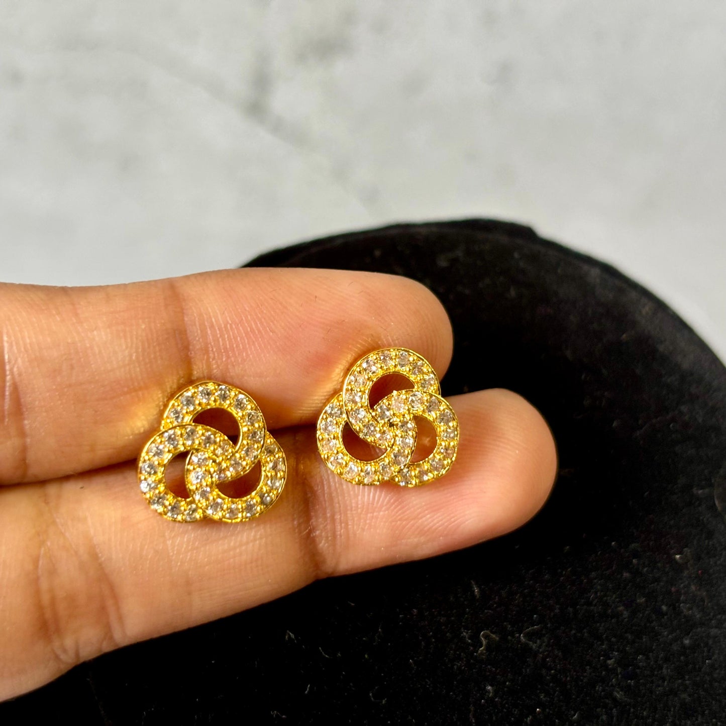 AD Stone Earstud E_0117