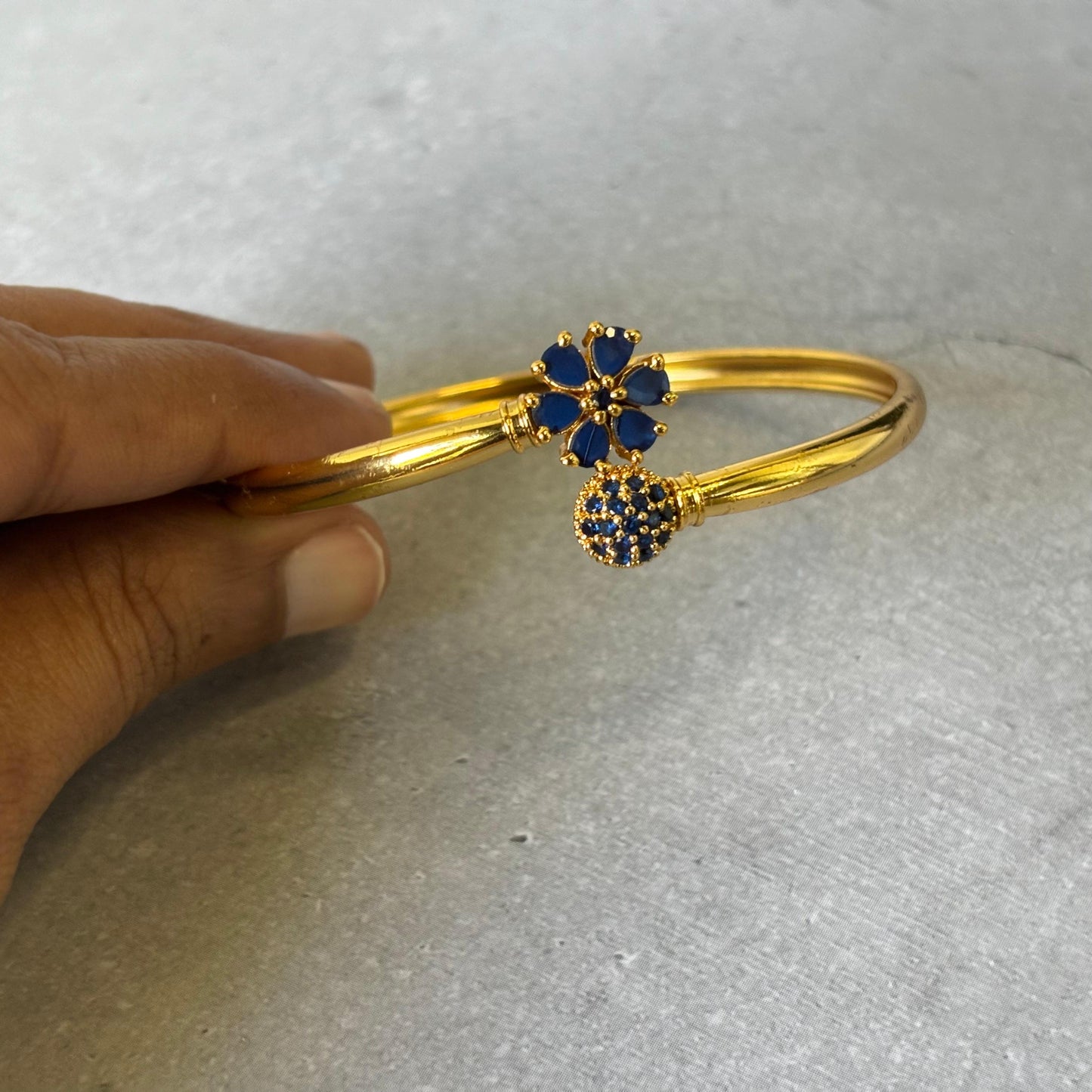 Adjustable Bangle BA_0102