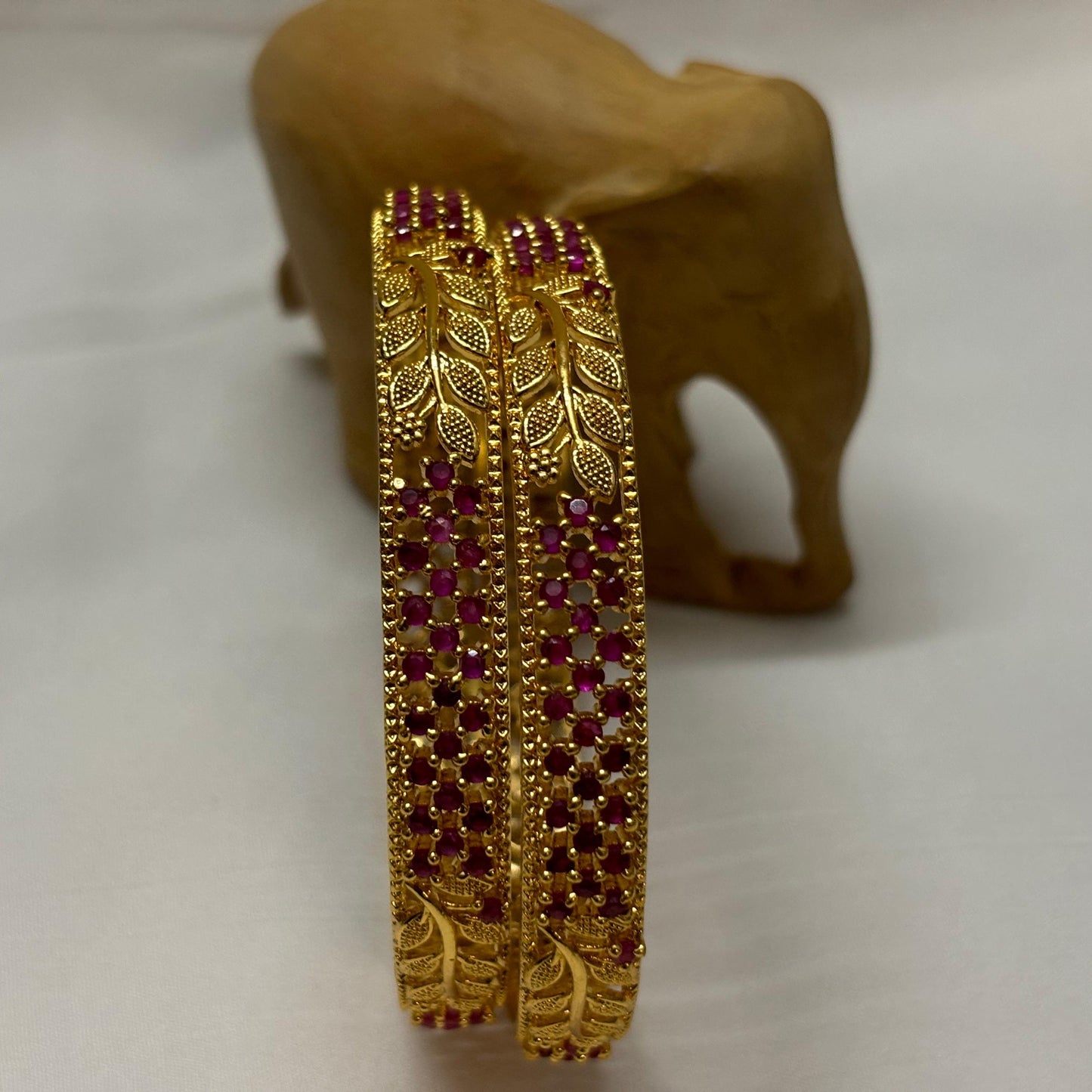 Kerala Style Designer Bangle JB026 (Single Piece)