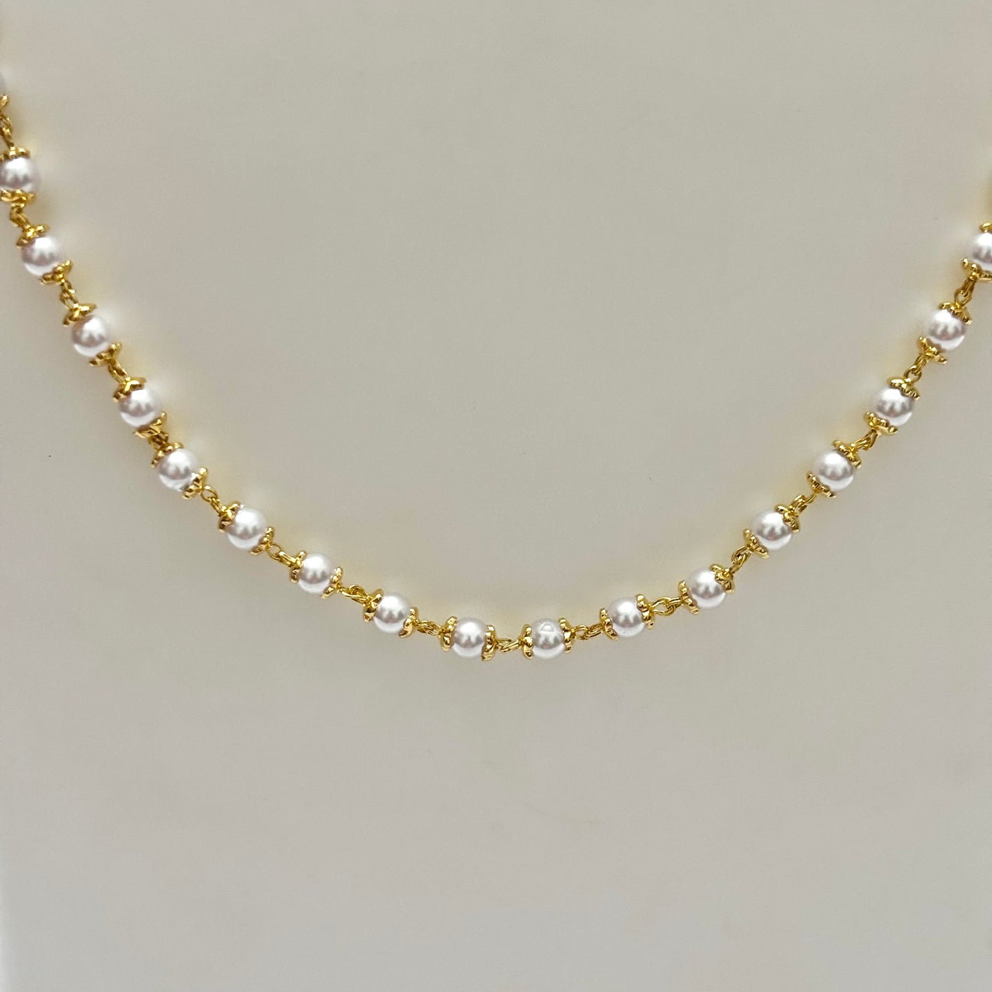 Single Layered Beads White Chain C_0195