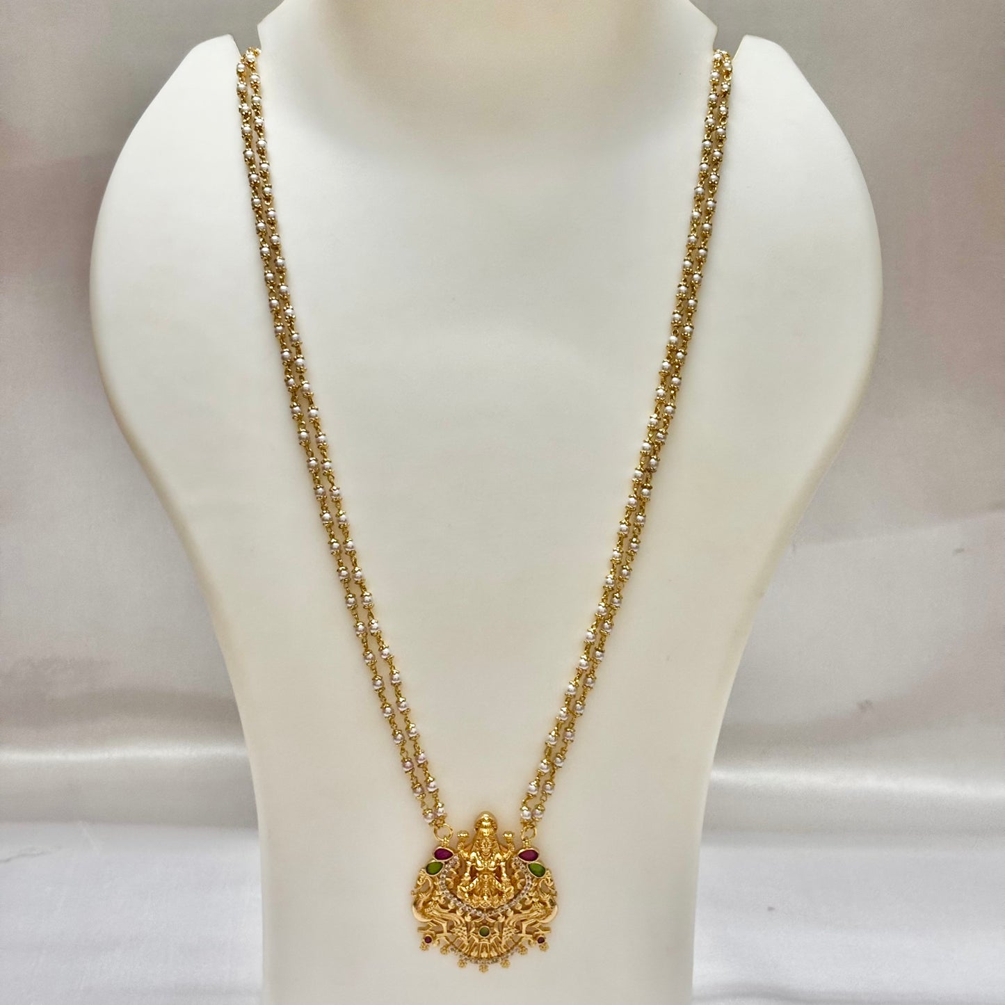 Lakshmi Pendant Beads Chain C_0190
