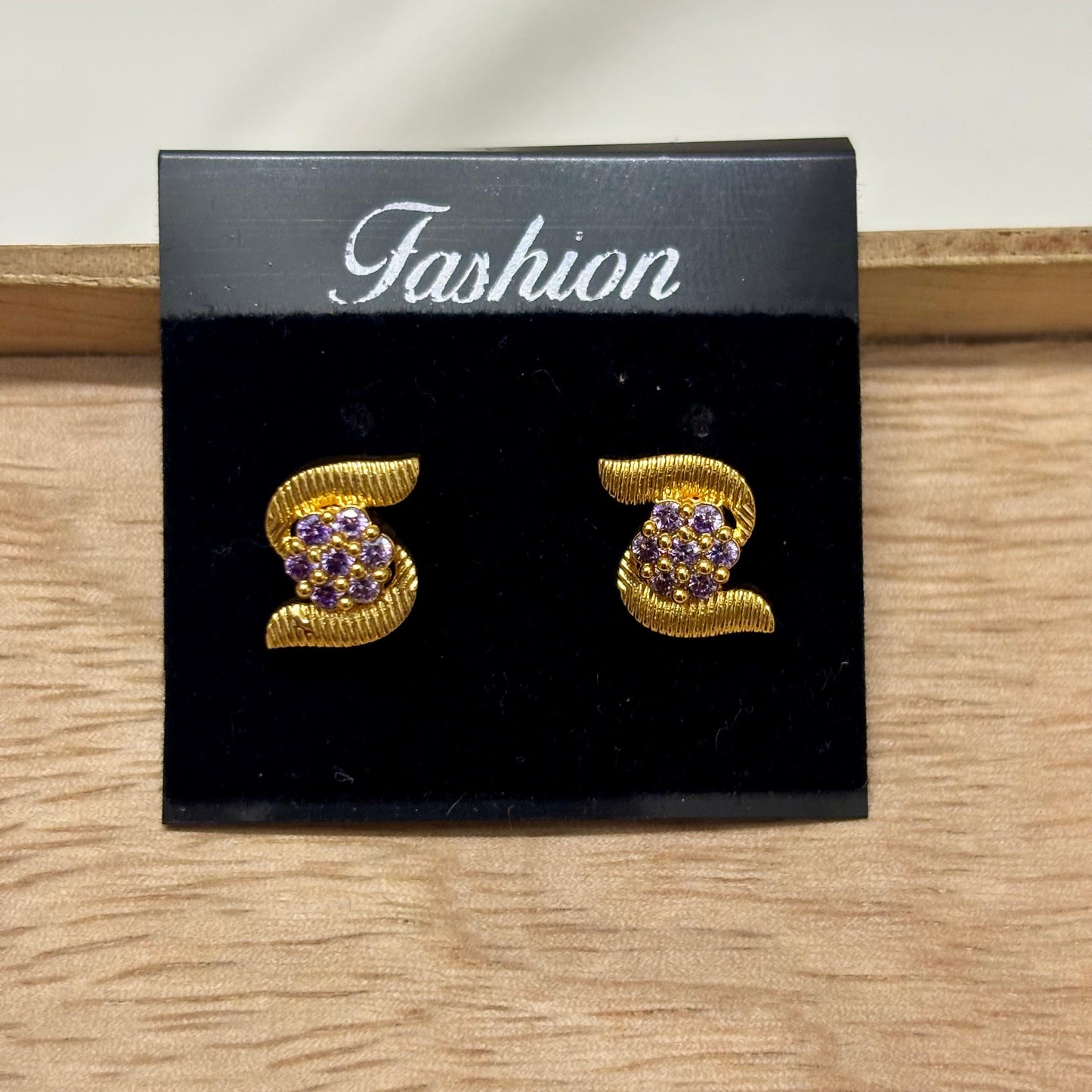 'S' Earstuds E_0112