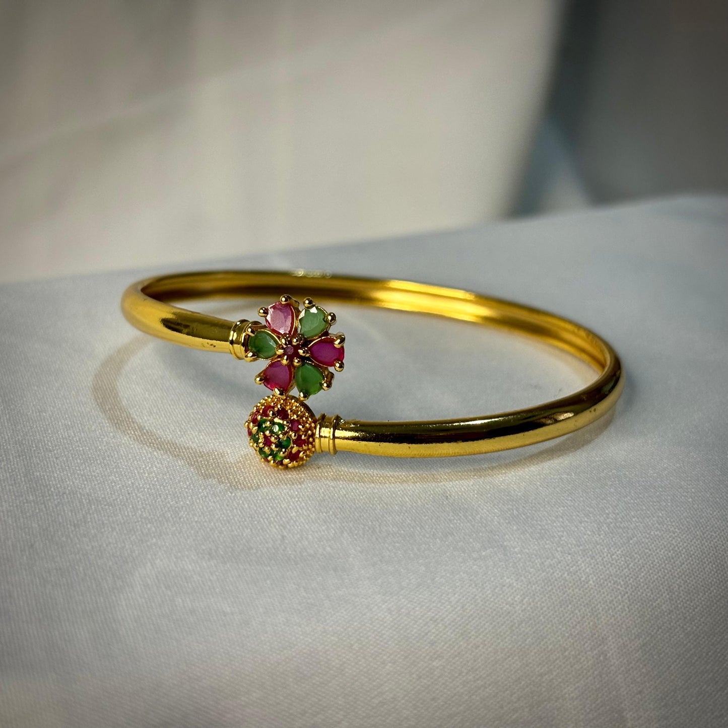 Floral Stone Adjustable Bangle JB005