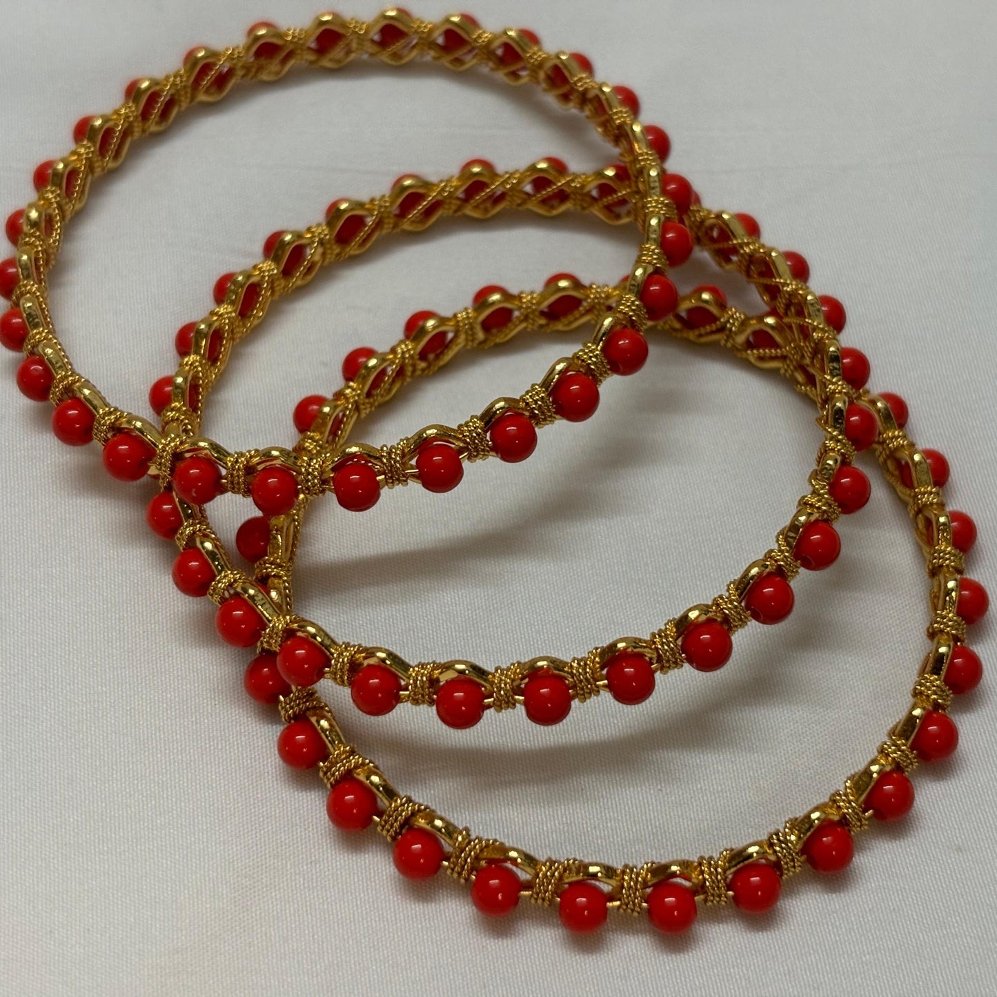 Red Bead Bangle JB018 (Single Piece)